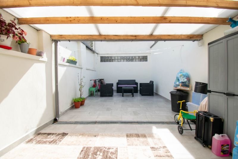 Instapklare gezinswoning met tuin in hartje Gentbrugge — foto 9