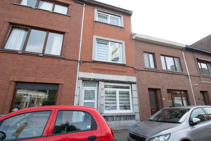 Instapklare gezinswoning met tuin in hartje Gentbrugge
