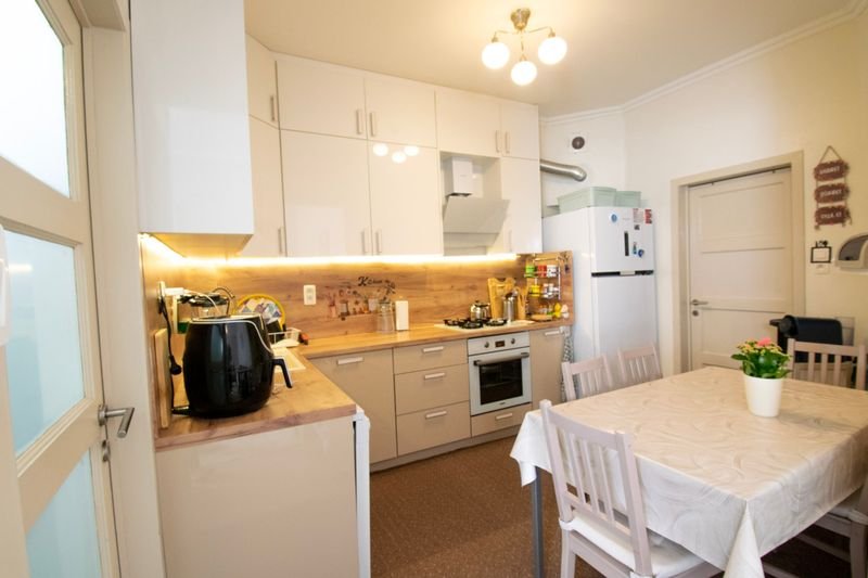 Energiezuinige B instapwoning met 3 slaapkamers te Gent — foto 2