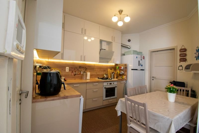 Energiezuinige B instapwoning met 3 slaapkamers te Gent — foto 3