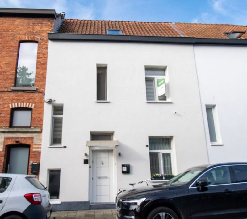 Energiezuinige B instapwoning met 3 slaapkamers te Gent