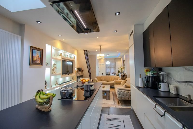 Totaal gerenoveerde en instapklare energiezuinige woning — foto 7